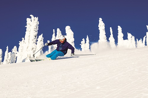 Josh Foster, shooting like a rocket in and out of the turns. Photo: Big White Ski Resort