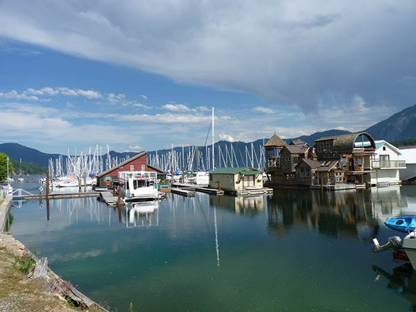 Boats at Bayview on Lake Pend Orville. // Photo: Amy McCaffree.