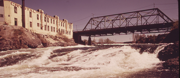 Spokane River and Falls in downtown (December 1970).