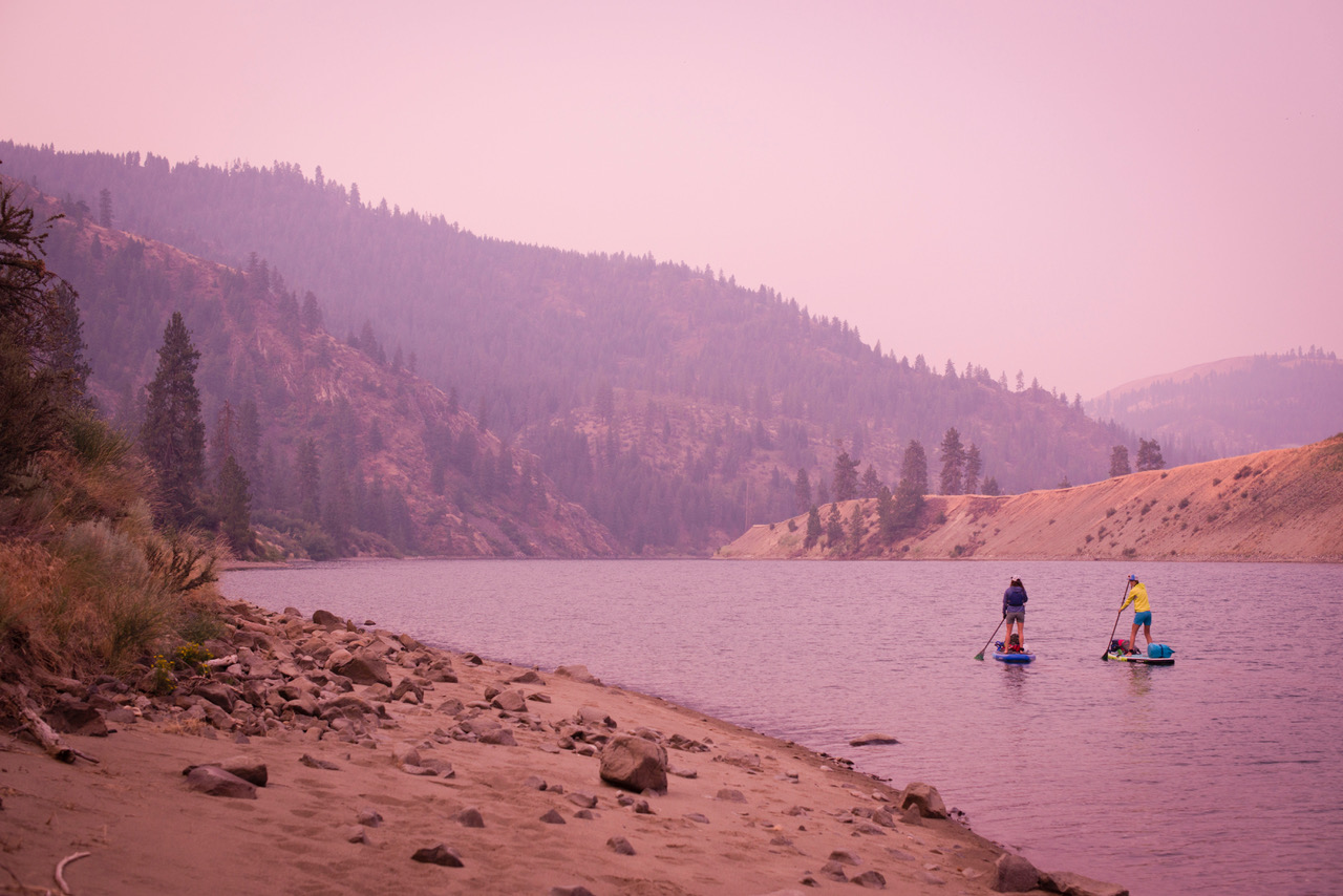 Paddling through thick wildfire smoke in August 2017 (Photo: Jed Conklin Photography)