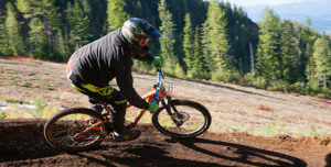 Photo of mountain biker on Snakepit.