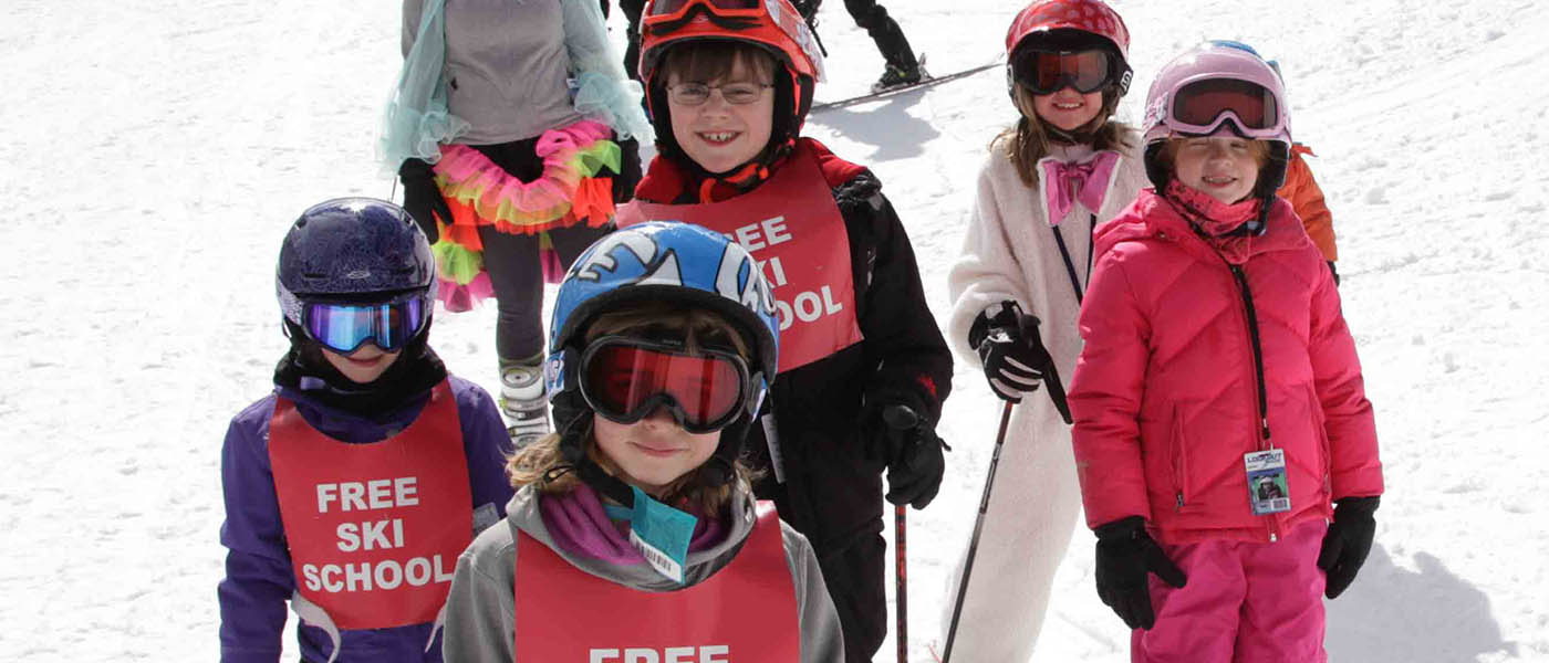 Photo of kids in Lookout's free ski school.