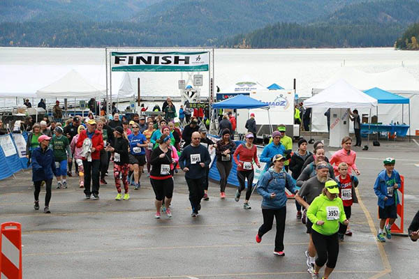 Photo of runners crossing the finish line.