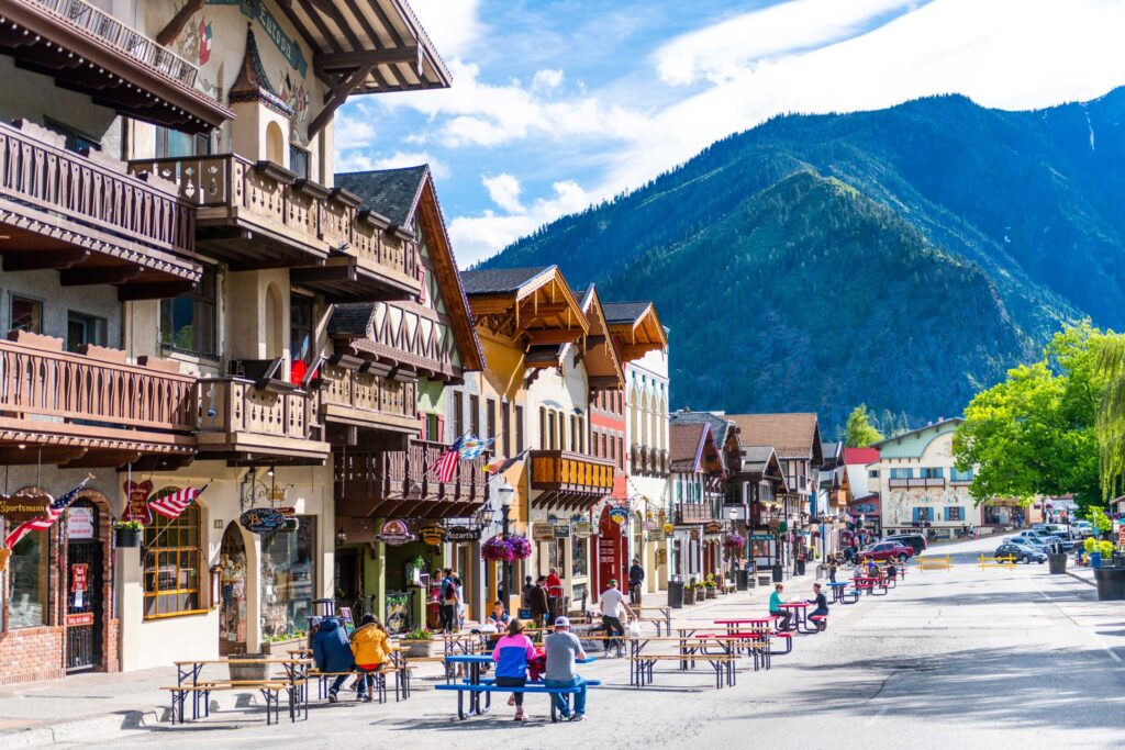 pedestrians walking the car-free streets of downtown Leavenworth.