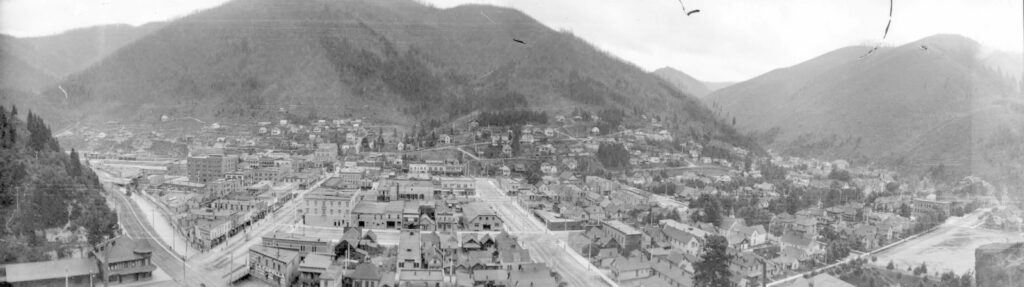 Black and white vintage photo with a view of historic Wallace, Idaho.