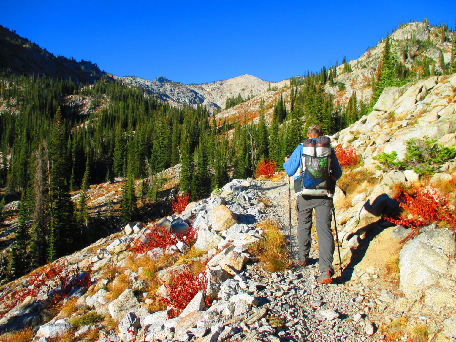 eagle cap wilderness hikes